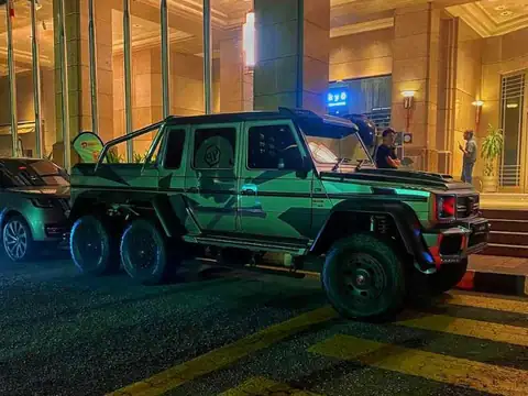 Mercedes-Benz G-Class 6x6 (2015) spotted in Kuala Lumpur, Malaysia