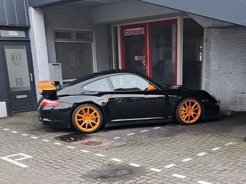 Porsche 911 GT3 (2009) spotted in Tilburg, The Netherlands