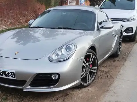 Porsche Cayman (2011) spotted in José C. Paz, Argentina