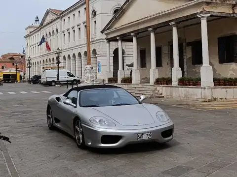 Ferrari F360 Spider (2000) spotted in Venice, Italy