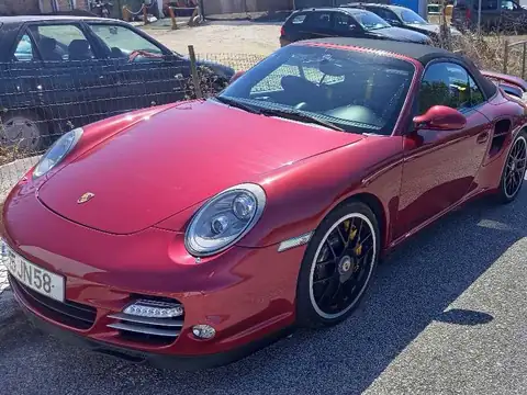 Porsche 911 Turbo spotted in Loures