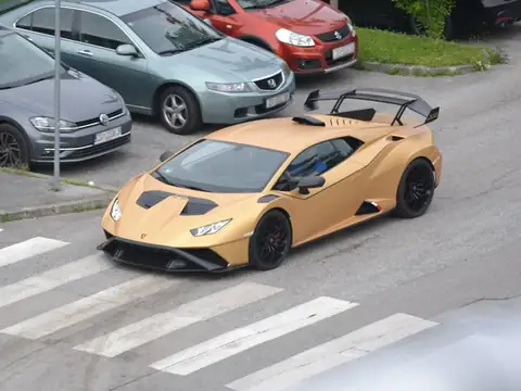 Lamborghini Huracán Performante spotted in Zagreb