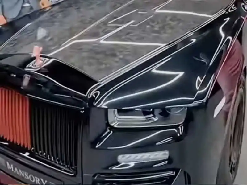 Rolls-Royce Cullinan Mansory (2021) spotted in Dubai, United Arab Emirates