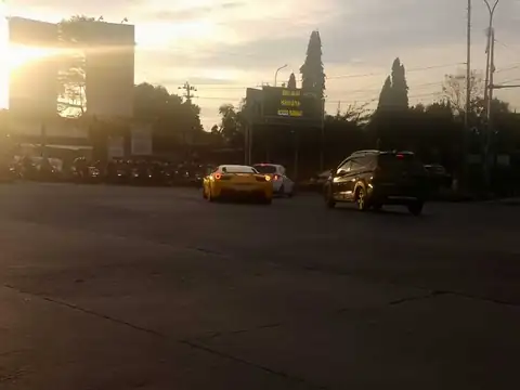Ferrari 458 Italia spotted in Semarang
