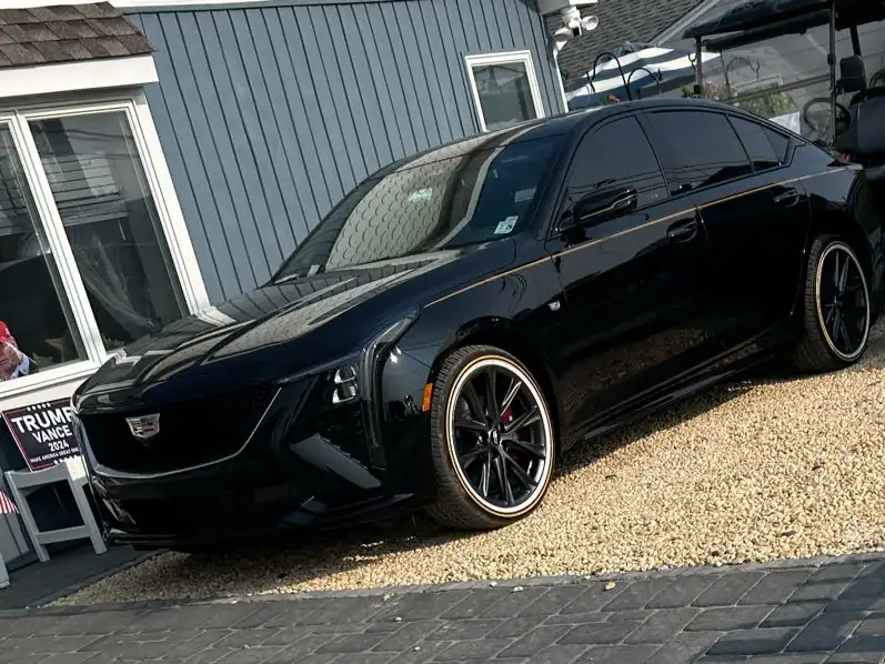 Cadillac CT4-V Blackwing spotted in Brick