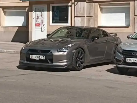 Nissan GT-R (2017) spotted in Samara, Russia