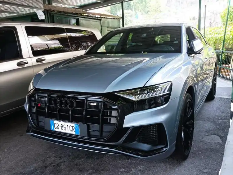 Audi RS Q8 (2020) spotted in Castellammare di Stabia, Italy