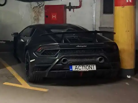 Lamborghini Huracán (2019) spotted in Zagreb, Croatia