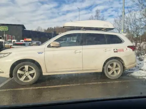 Mitsubishi Outlander PHEV (2017) spotted in Haninge, Sweden