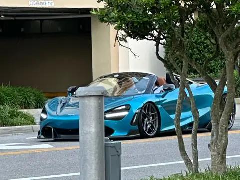 McLaren 720S Spider (2020) spotted in Virginia Beach, United States