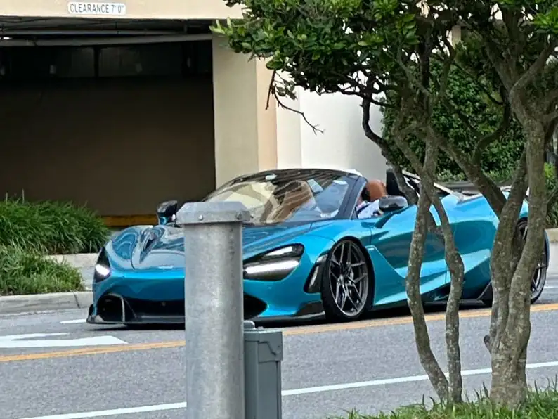 McLaren 720S Spider (2020) spotted in Virginia Beach, United States