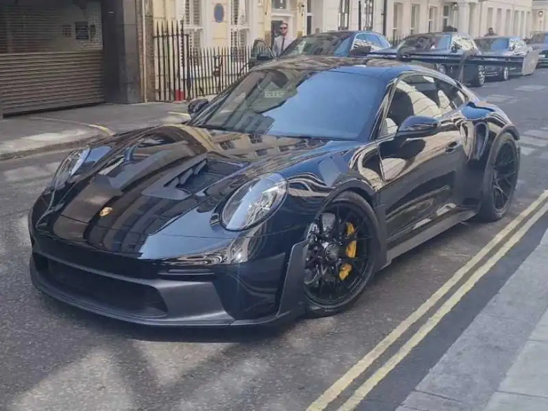 Porsche 911 GT2 RS (2021) spotted in London, United Kingdom