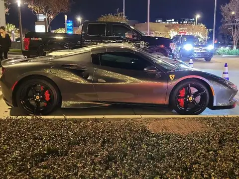 Ferrari 488 GTB (2015) spotted in Lometa, United States