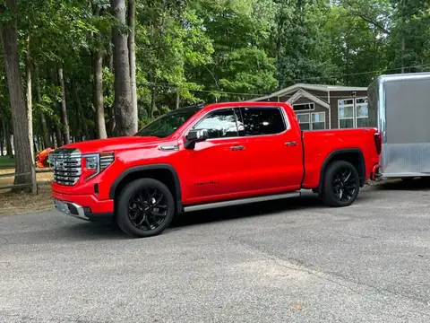 GMC Sierra 1500 Denali (2022) spotted in Baluntaicun, China