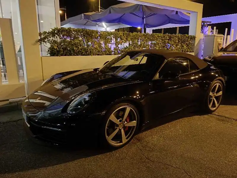 Porsche 911 spotted in Vasto