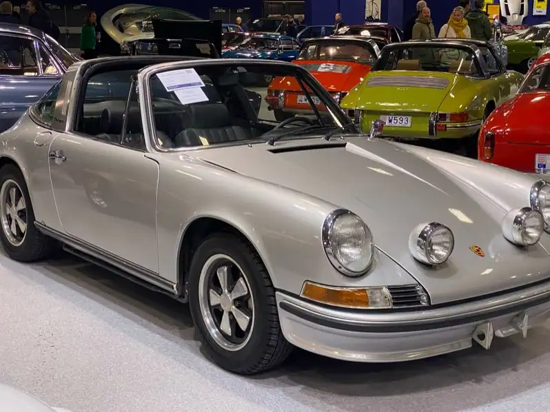 Porsche 911 Targa (1970) spotted in Paris, France