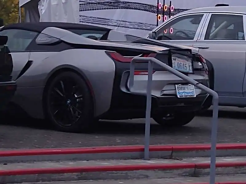 BMW i8 (2016) spotted in Tacoma, United States