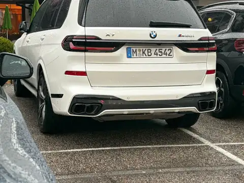 BMW X7 M50i (2020) spotted in Bolzano, Italy