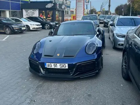 Porsche 911 Turbo S (2021) spotted in Piteşti, Romania