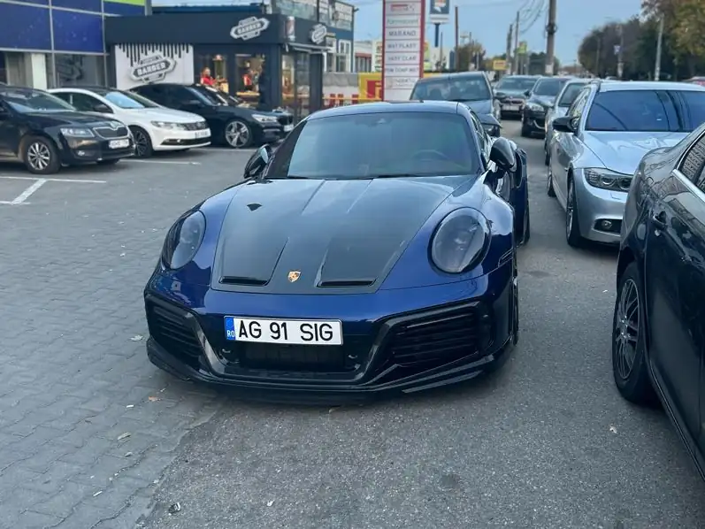 Porsche 911 Turbo S (2021) spotted in Piteşti, Romania