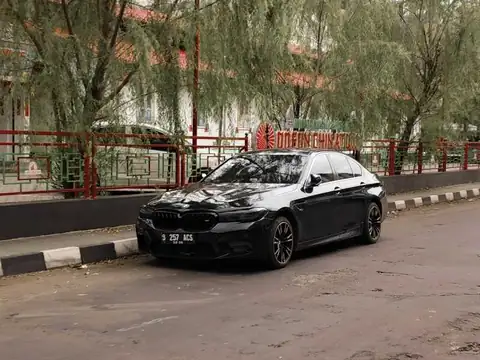 BMW 5 Series (2020) spotted in Sukabumi, Indonesia