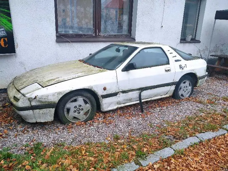 Nissan Skyline GT-R (1989) spotted in Rychnov nad Kněžnou, Czechia