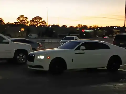 Rolls-Royce Wraith (2015) spotted in Mobile, United States
