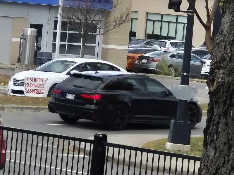 Audi RS6 Avant (2020) spotted in Montréal, Canada