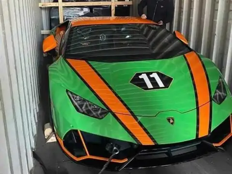 Lamborghini Huracán (2020) spotted in Ulan Bator, Mongolia