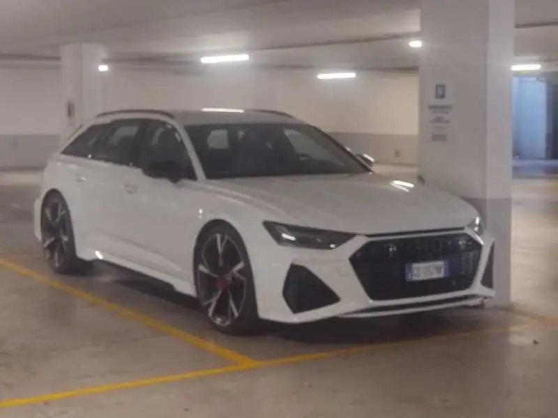 Audi RS7 Avant (2021) spotted in Mestre, Italy
