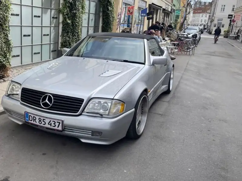 Mercedes-Benz SL R129 (1990) spotted in Skagen, Denmark