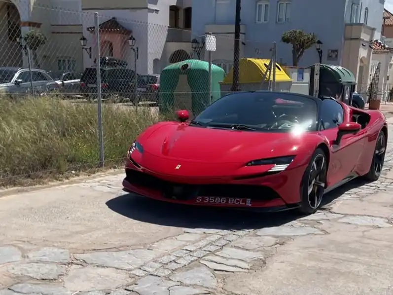 Ferrari SF90 Spider (2020) spotted in El Puerto de Santa María, Spain