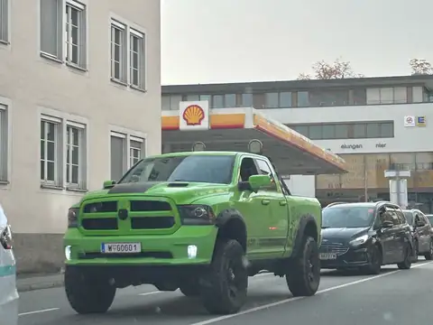 Dodge Ram 1500 (2016) spotted in Passau, Germany