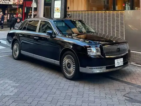 Toyota Century (2020) spotted in Maebashi, Japan