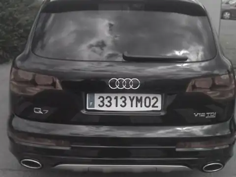 Audi Q7 (2010) spotted in Cannes, France