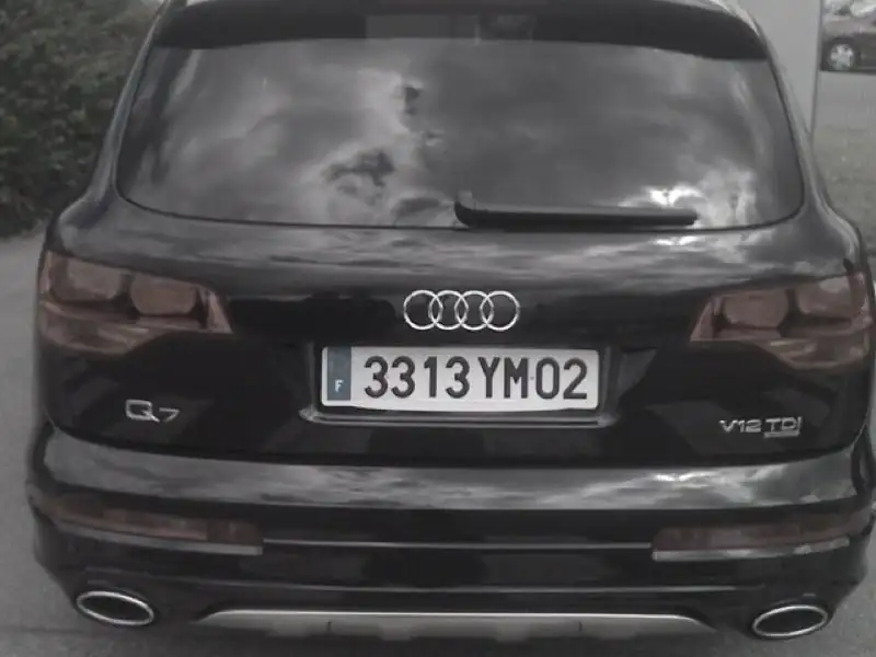 Audi Q7 (2010) spotted in Cannes, France