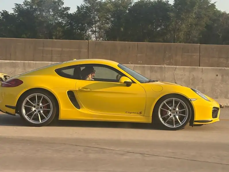 Porsche Cayman S (2016) spotted in Mount Pleasant, United States
