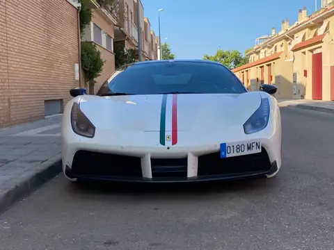 Ferrari 488 GTB (2015) spotted in Badajoz, Spain