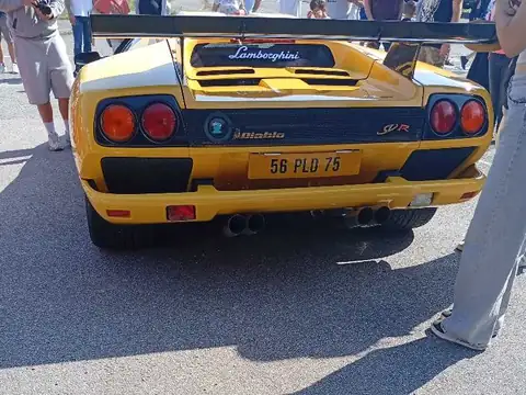 Lamborghini Murciélago (2001) spotted in Vannes, France