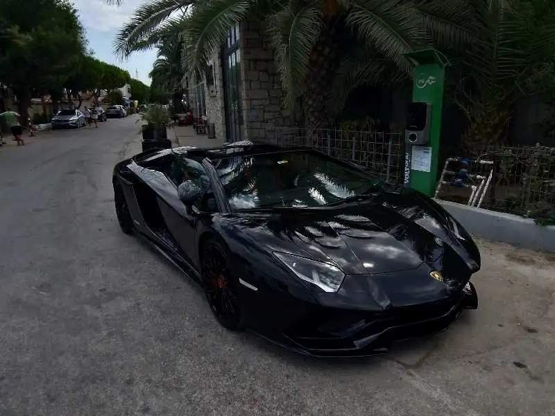 Lamborghini Aventador SVJ Roadster (2021) spotted in İzmir, Turkey