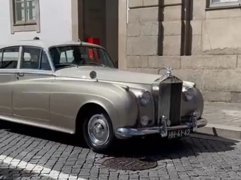 Rolls-Royce Silver Cloud (1960) spotted in Vila de Rei, Portugal