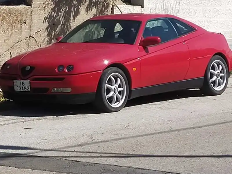 Alfa Romeo GTV (1995) spotted in Tunis, Tunisia