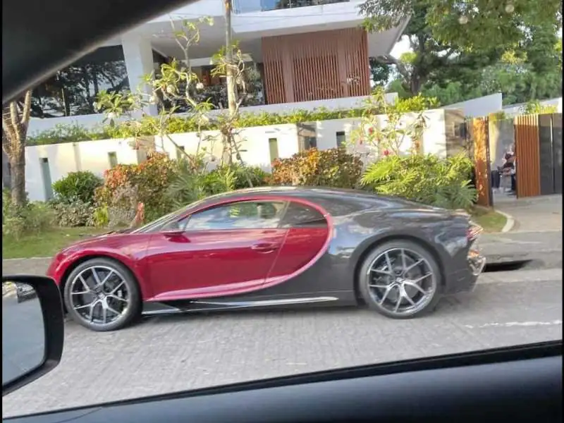 Bugatti Chiron spotted in Tô