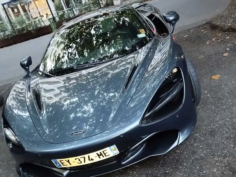 McLaren 720S (2018) spotted in Alès, France
