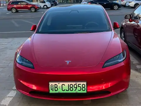 Tesla Model 3 spotted in Manzhouli