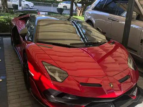 Lamborghini Aventador (2021) spotted in Dubai, United Arab Emirates