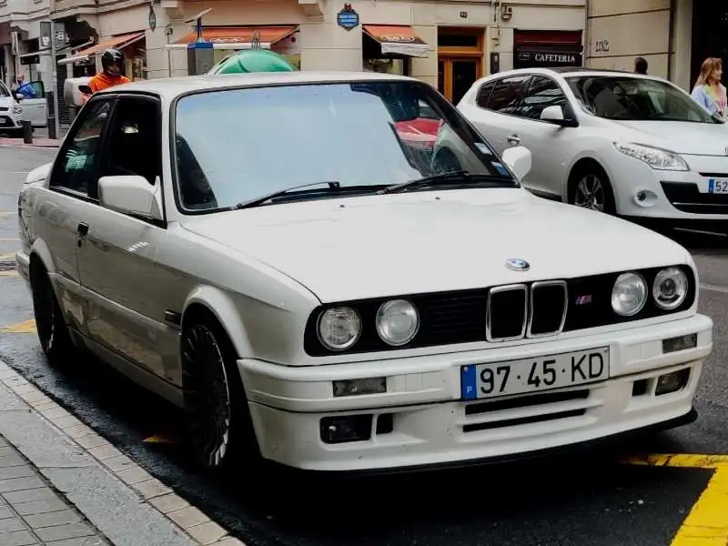 BMW E30 M3 (1990) spotted in Bilbao, Spain