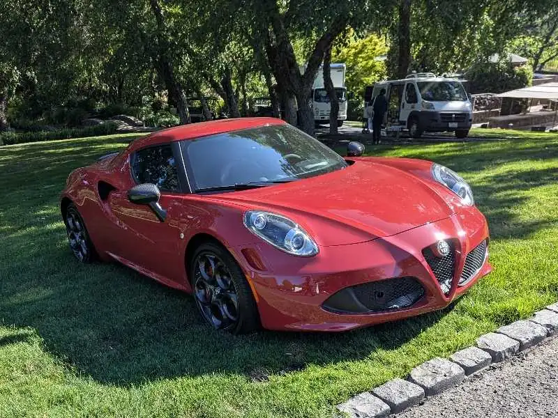 Alfa Romeo 4C spotted in Napa