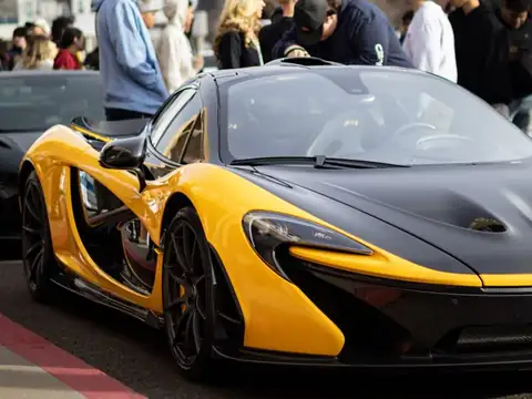 McLaren P1 (2015) spotted in Denver, United States