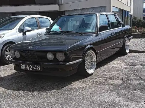 BMW E21 spotted in Braga